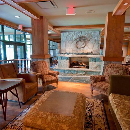 First Tracks Lodge Whistler Luaran gambar
