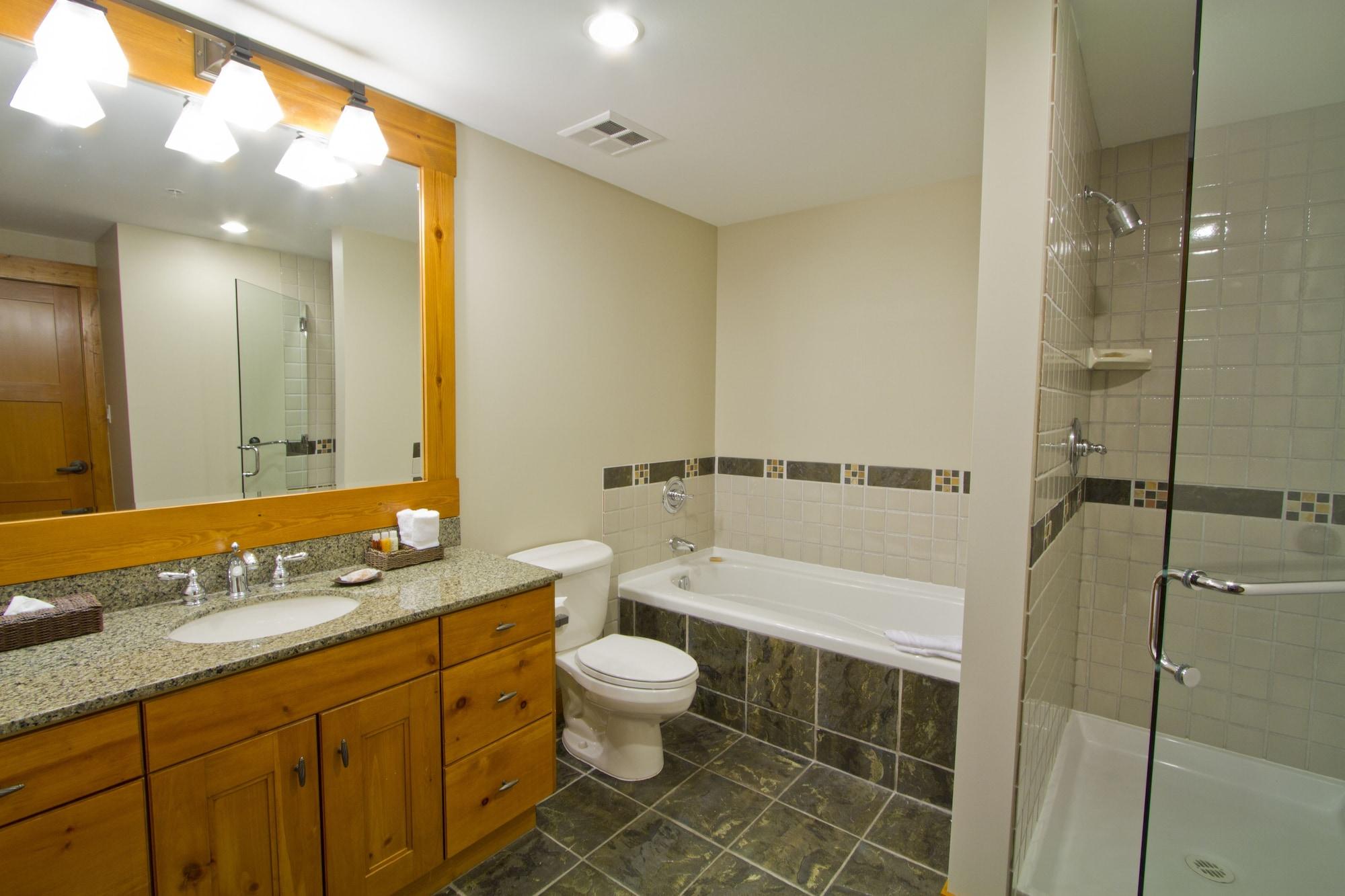 First Tracks Lodge Whistler Luaran gambar