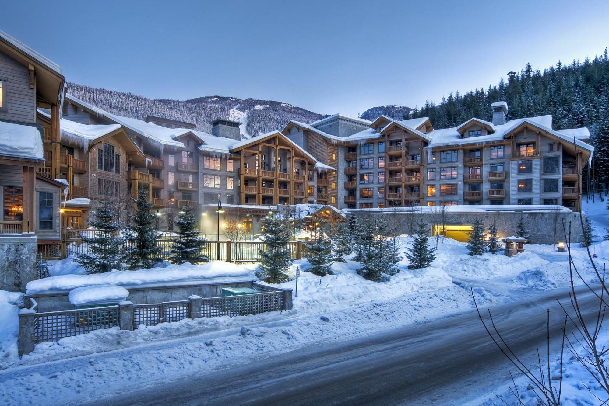 First Tracks Lodge Whistler Luaran gambar