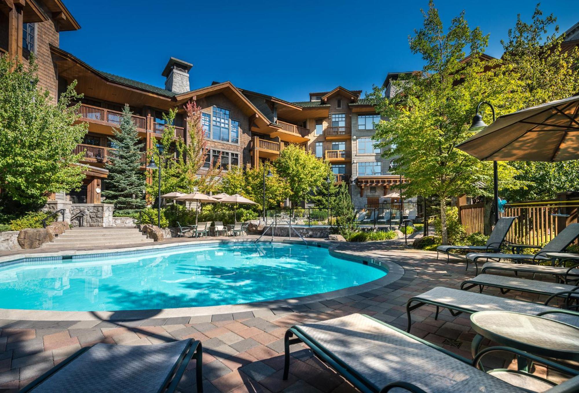 First Tracks Lodge Whistler Luaran gambar
